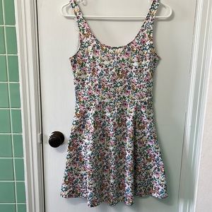 H&M Divided white multicolored floral mini dress